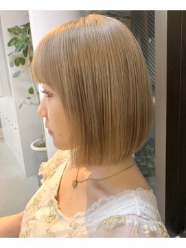 ミィ 浦和(mee) 【mee.】ヤジマ ミルクティーベージュ ブリーチ1回~