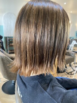 アンフィ 矢向(Anphi) 1-12 切りっぱなし/ボブ/外ハネ