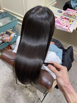 ロロ(ro-ro) 【恵比寿 ro-ro】乾かすだけでサラッとまとまるストレート