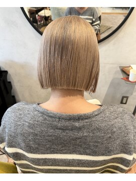 フルール(hair place Fleur) ミルクティーベージュ×ボブ