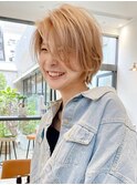 【３０代４０代５０代】無造作くびれショート/ハイトーン