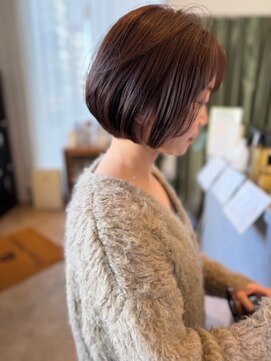 トイズファクトリー(Toys Factory) ショートボブ×バーム