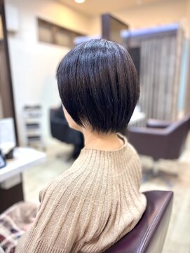 トレセッテ(tre sette) ナチュラルブラウンカラー/ショートボブスタイル