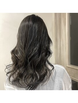 ニール(Neale.) グレージュ