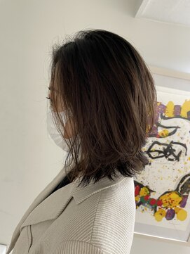 インビテーション 名古屋(invitation) ふんわり動くミディアムレイヤー