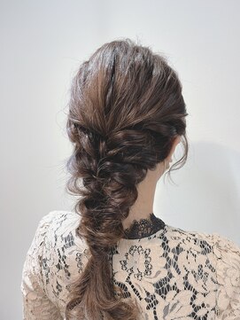 シェアサロン 博多 お呼ばれヘアアレンジ