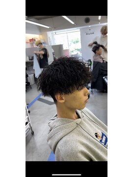 ダズルヘアラッシュ(DAZZLE hair RUSH) 波巻きスパイラルパーマ