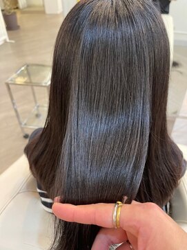 グラマシー アレックス(Gramercy alex) 梅雨の時期には髪質改善♪♪