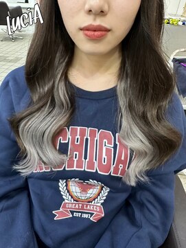 ルシア 京都四条河原町烏丸(LuciA) 【レミー100%/54cm】シールエクステ×インナーカラー×韓国