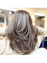 ヘアースタジオ ハーフバック 高尾店(HAIR STUDIO HALF BACKS×１/2)&nbsp;王道レイヤーハイライト