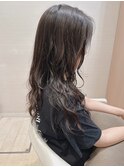 暗めカラーナチュラルウェーブ段カットエアリーロングアラサー