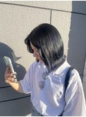 暗めのネイビーカラー