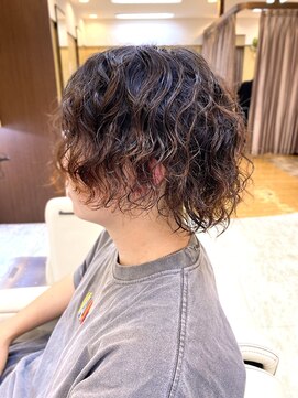 マキシム ナカイ(MAXIM NAKAI) トレンドヘアメンズミディアムツイスト波巻きスパイラルパーマ