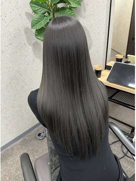 エレクシィ(ELEXY) モノトーングレージュ　ストレートロング