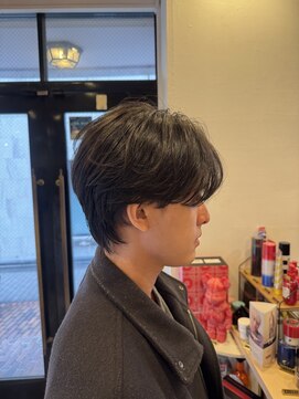 オーシャントーキョー(OCEAN TOKYO) 韓国マッシュフェザーパーマニュアンスパーマセンターパート黒髪