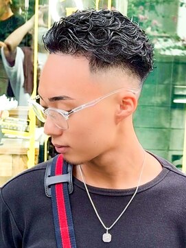 プロショップウェーブ セカンド(PRO SHOP WAVE II) スペインカール/フェザーパーマ/メンズパーマ/テーパーフェード