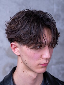 ミオ リベル(Mio'' LIBER) フェザーパーマ