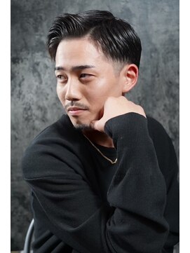 プレミアムバーバー 原宿店(PREMIUM BARBER produce by HIRO GINZA) フェード七三ビジネスショート