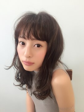 ハコ(HACO) ゆるふわ抜け感セミディ♪