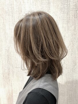 アルーシェ 心斎橋(Alushe) エアタッチ×レイヤーボブ【心斎橋 心斎橋駅 学割U24】