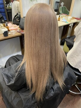 モニカ(Monica) 柔らかいベージュ★