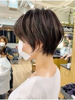 アヴァロン(AVALON)&nbsp;【mag】絶壁解消！大人ひし形ショートボブ/30代/40代【中村】