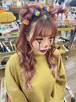 ヘアセットアップス(UP's) ハロウィーンメイク(*^-^*)♪『ピエロ風メイクにツインお団子』