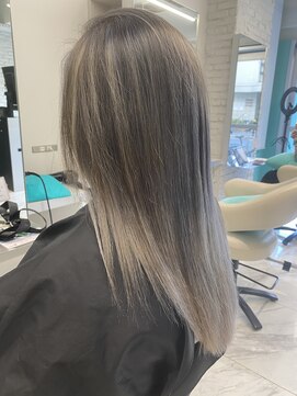 リーホリエ(Lee Horie) グレーシルバーなグラデーション◎