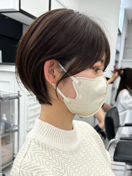 アマトウキョウ 表参道(AMA TOKYO) ［岩井style］20代30代40代耳掛けショートヘア