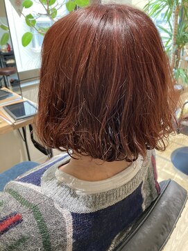 アンピット(Un pitto) ピンクカラー ×  ボブパーマ