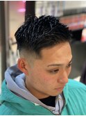 爽やかツーブロックショート短髪ビジネスマン梅田メンズ