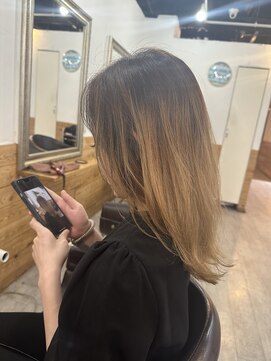 ヘアーアンドメイク ルシア 梅田茶屋町店(hair and make lucia) バレイヤージュスタイル