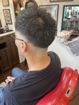 イズム(ISMS...) スキンフェード