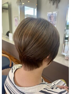 アトリーチェタ 田富店(ATTRICE) レイヤー/ショート/40代/50代/髪質改善/