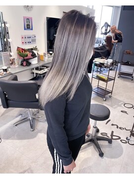 キング 高槻(K!ng) ハイライトカラーミルクティーベージュケアブリーチダブルカラー