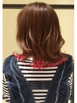 エル(elu) 毛先ビビッドカラー