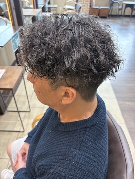 ヴァンカウンシル Kuwana(VAN COUNCIL) ツイストスパイラルパーマ