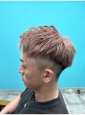 ピンクベージュ