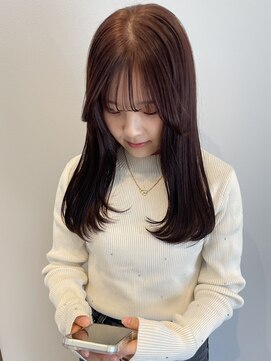 暖色カラー × 毛先レイヤー