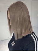 ロング　ケアブリーチ　ミルクティーベージュ　顔まわり　10代