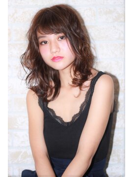 ソア 武蔵小杉(SOAR) ひし形小顔耳かけ大人かわいいくせ毛風グラマラスふわミディ７