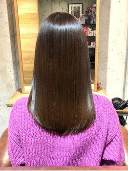 ソーラス (Solus)の写真/【TVで話題！】ミネコラ認定サロン☆高濃度水素で髪の水分量を高めることで自分史上一番の艶髪、美髪に！