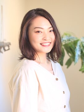 モアナ(MOANA) やりすぎないふんわりミディ