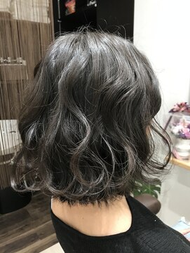 イーズ(eaze) 女子力アップモテヘアー