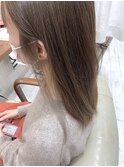 イヤリングカラー×ホワイティベージュ【高嶋仰】