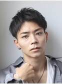 シャープ刈り上げアップバング