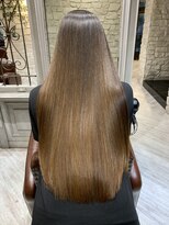 シャル 辻堂(shalu)&nbsp;背中にまとわりつくシルク髪