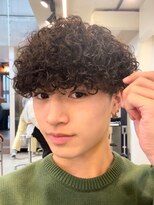 レタッチバイフィフス(RETOUCH by fifth) プードルパーマメンズマッシュハードスパイラルパーマウルフ韓国