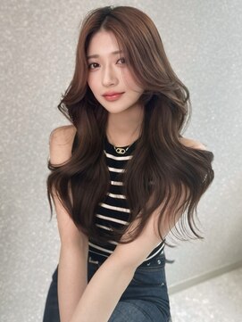 天神美容室 透明感溢れるココアベージュ×レイヤーカット×韓国