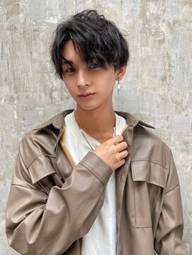 レブヘアー 西院(LEVHAIR) ツイストスパイラルパーマスペインカールダークアッシュマンバン